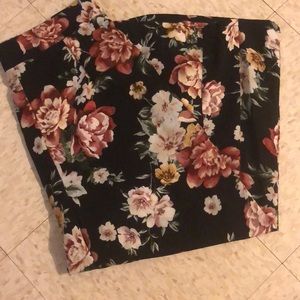 Calf length flowy, floral pants